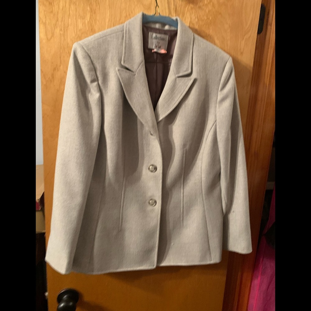 Jacket and pants suit
